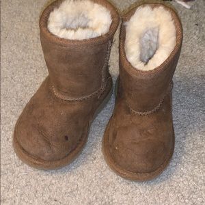 Toddler uggs